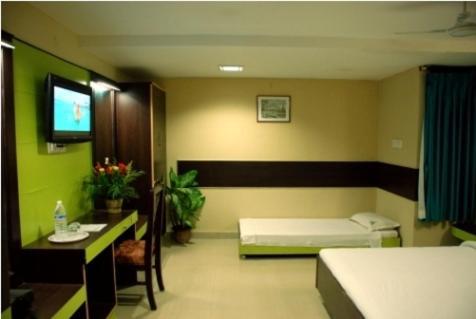 Mgr Regency Hotel Pondicherry Room photo